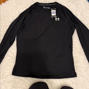 Under Armour Black Long-Sleeve HeatGear Crew Shirt